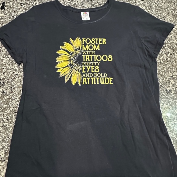 Foster Mom t-shirt size XL foster care sunflower - Picture 1 of 4